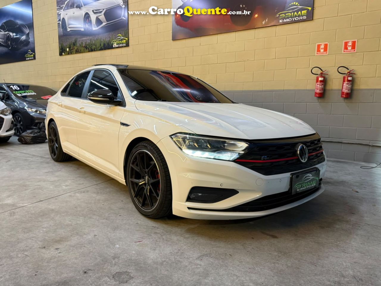 VOLKSWAGEN   JETTA R-LINE 250 TSI 1.4 FLEX 16V AUT.   BRANCO 2018 1.4 FLEX - Loja