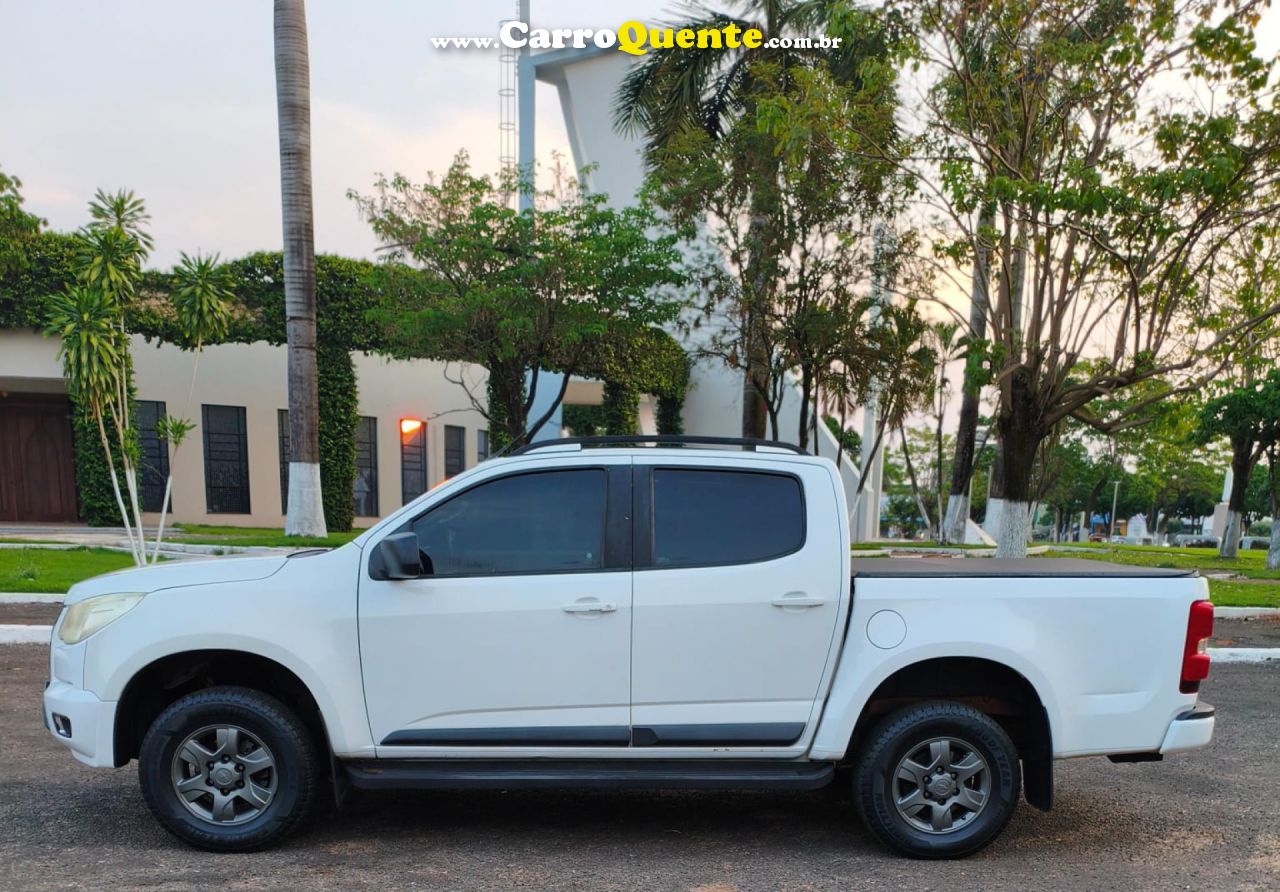 CHEVROLET   S10 PICK-UP LT 2.4 F.POWER 4X2 CD   BRANCO 2013 2.4 FLEX - Loja