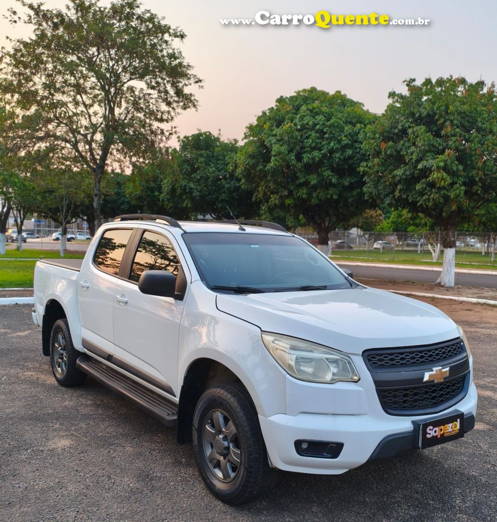 CHEVROLET   S10 PICK-UP LT 2.4 F.POWER 4X2 CD   BRANCO 2013 2.4 FLEX - Loja