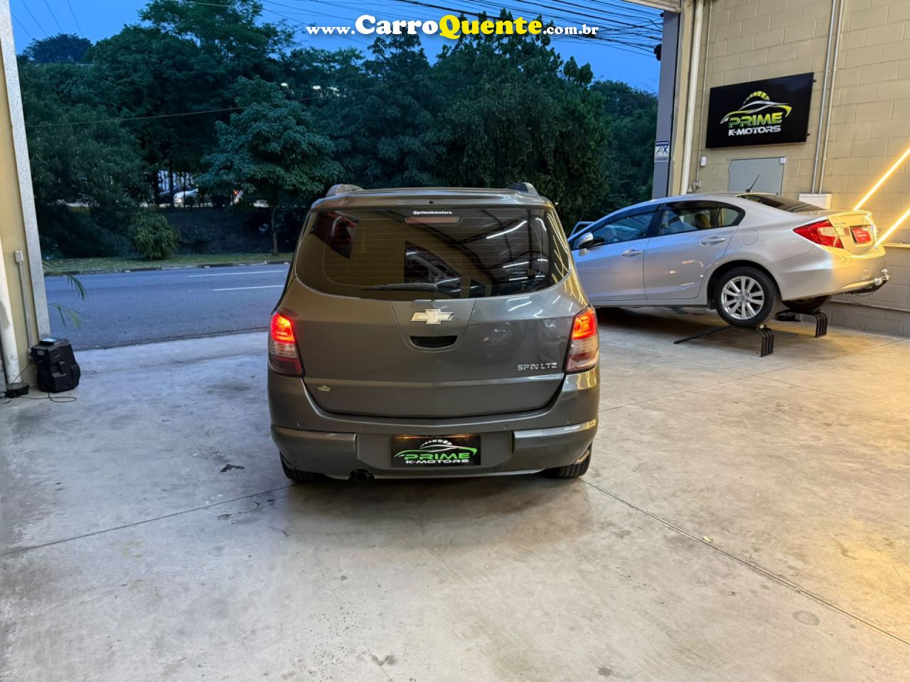 CHEVROLET   SPIN 1.8 L MT LTZ   CINZA 2015 1.8 FLEX - Loja
