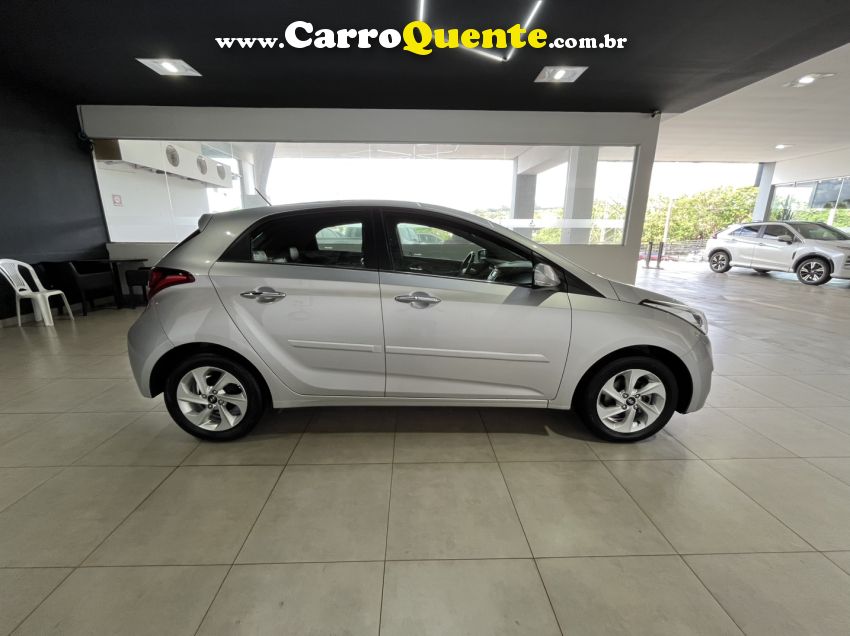 Hyundai HB20 1.6 PREMIUM 16V FLEX 4P AUTOMÁTICO - Loja