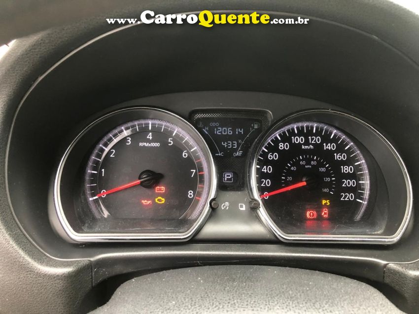 Nissan VERSA 1.6 16V FLEX SV 4P XTRONIC - Loja