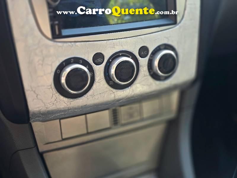Focus 1.6 SE Flex 16V 5p 2013/2012 Ford - Loja