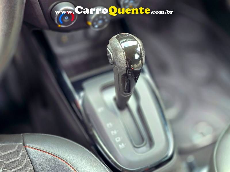 ONIX HATCH LTZ 1.4 8V FlexPower 5p Aut. 2018/2018 Chevrolet - Loja