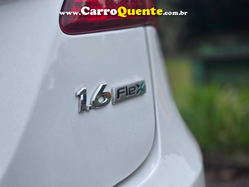 HB20S C.Plus C.Style 1.6 Flex 16V Mec.4p 2015/2015 Hyundai - Loja