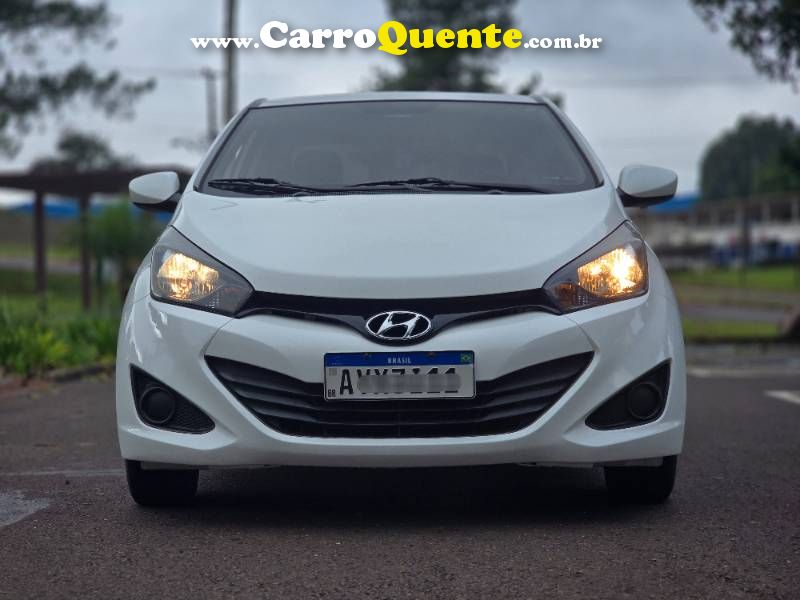 HB20S C.Plus C.Style 1.6 Flex 16V Mec.4p 2015/2015 Hyundai - Loja