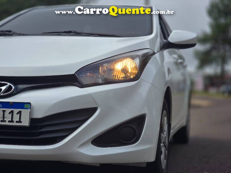 HB20S C.Plus C.Style 1.6 Flex 16V Mec.4p 2015/2015 Hyundai - Loja