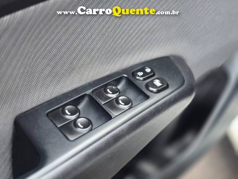 HB20S C.Plus C.Style 1.6 Flex 16V Mec.4p 2015/2015 Hyundai - Loja