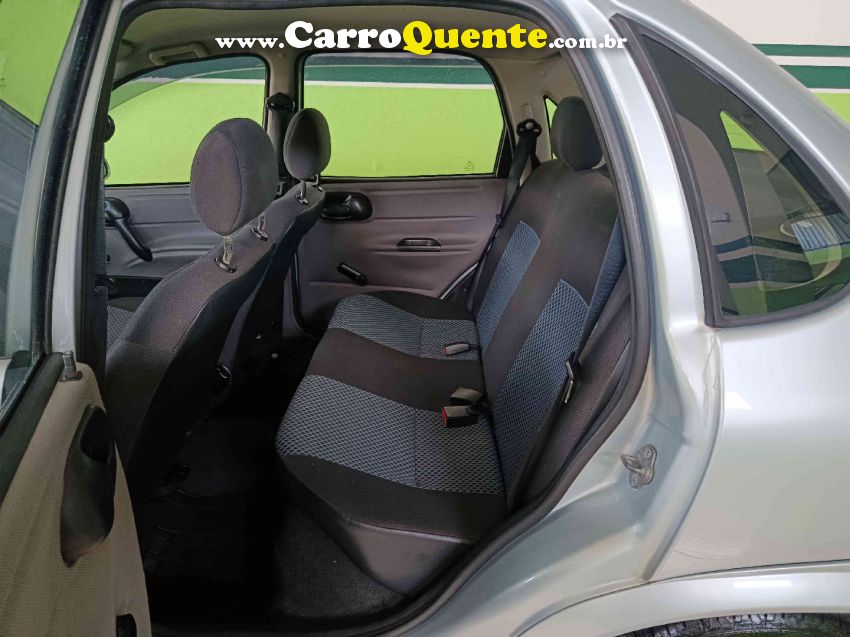 Chevrolet CLASSIC 1.0 MPFI LS 8V FLEX 4P MANUAL - Loja