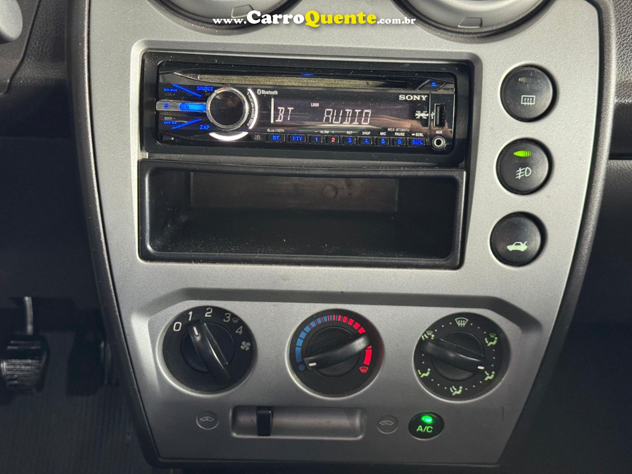 FORD FIESTA 1.6 MPI CLASS SEDAN 8V 2011 - Loja