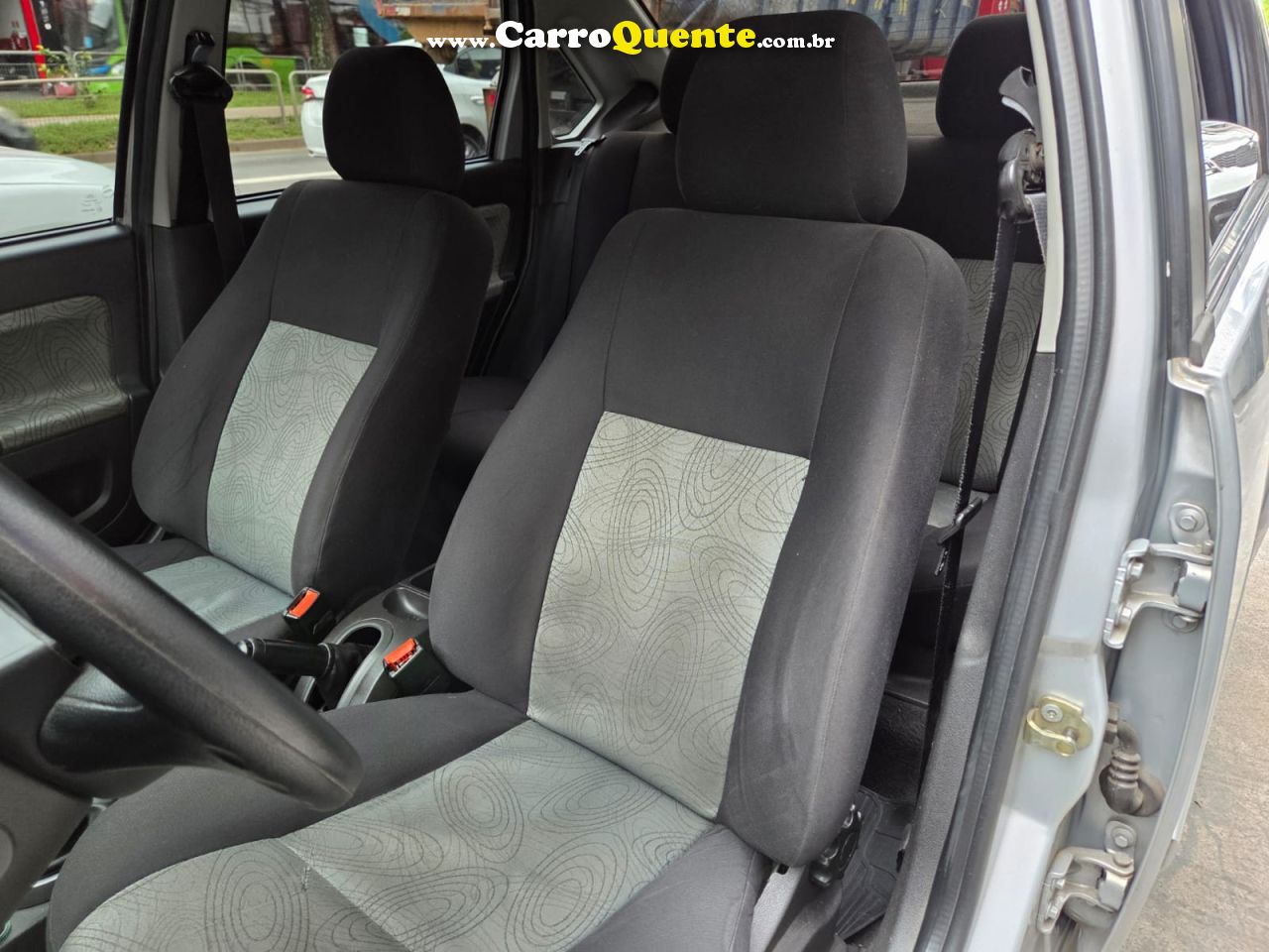 FORD FIESTA 1.6 MPI CLASS SEDAN 8V 2009 - Loja