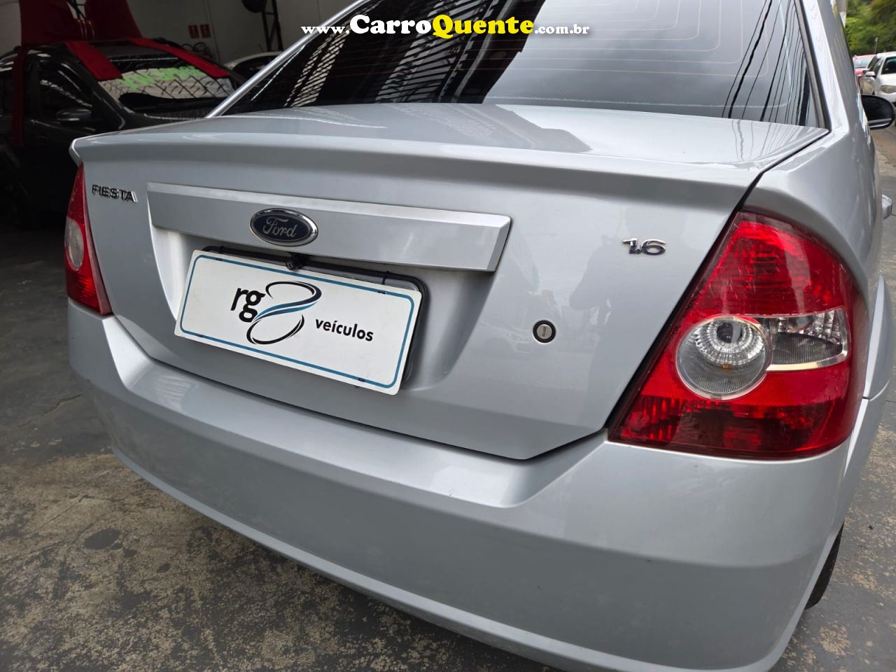FORD FIESTA 1.6 MPI CLASS SEDAN 8V 2009 - Loja