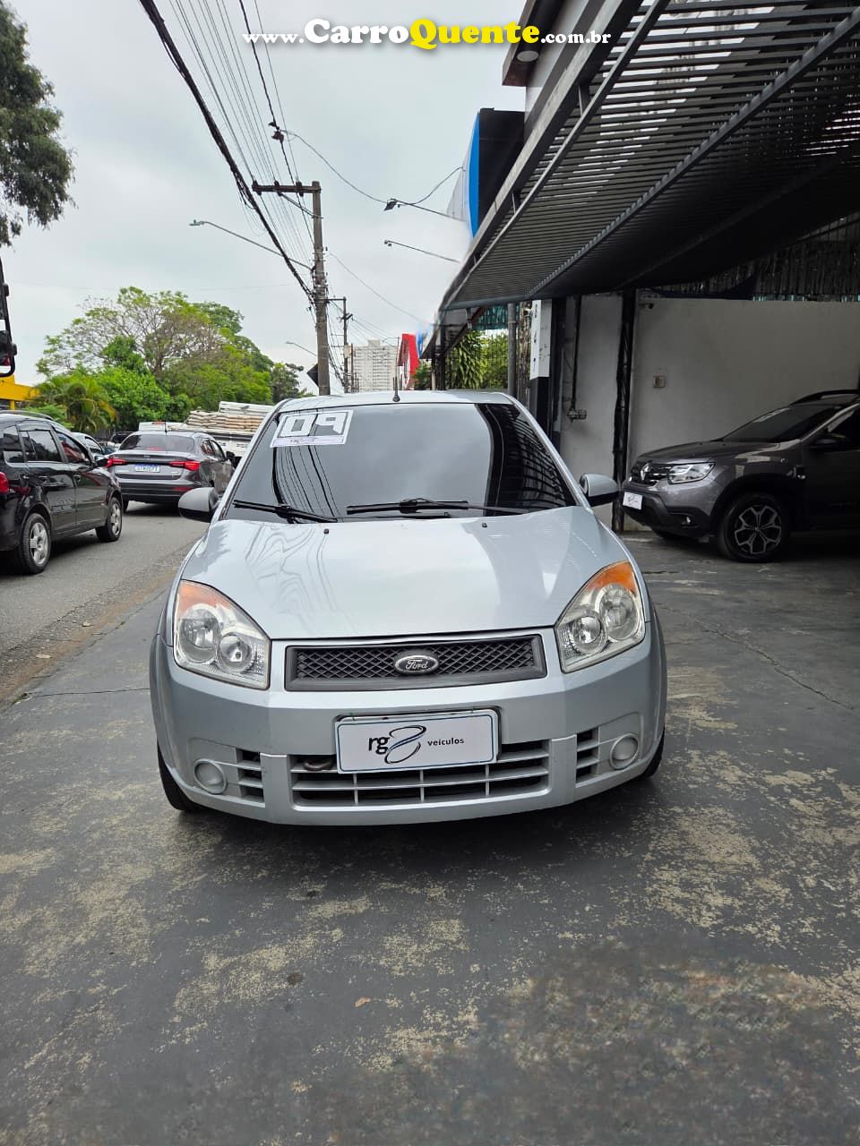 FORD FIESTA 1.6 MPI CLASS SEDAN 8V 2009 - Loja