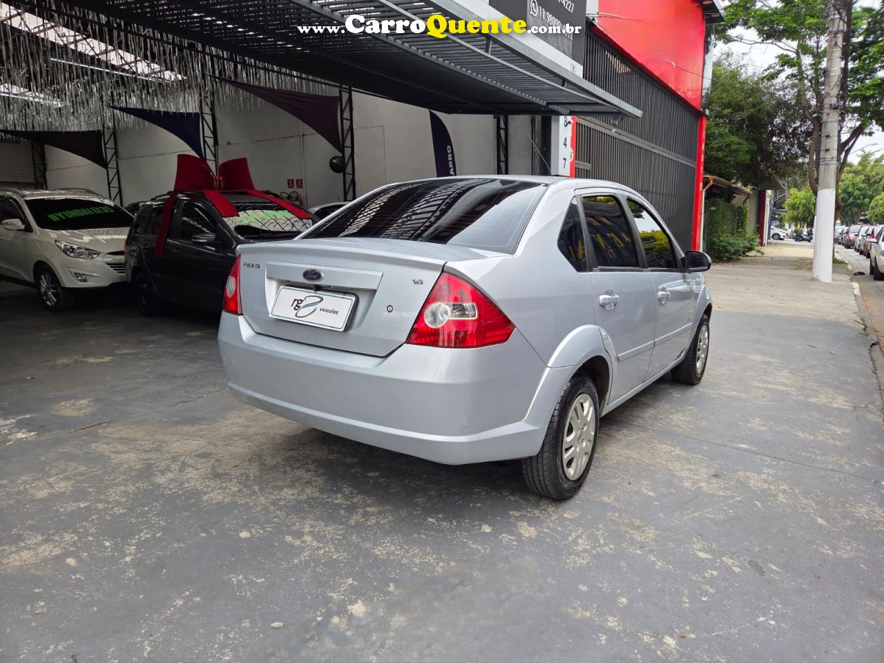 FORD FIESTA 1.6 MPI CLASS SEDAN 8V 2009 - Loja