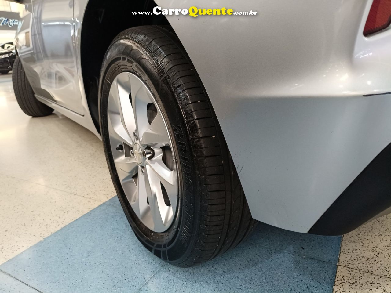 CHEVROLET ONIX 1.0 LT 2023 - Loja