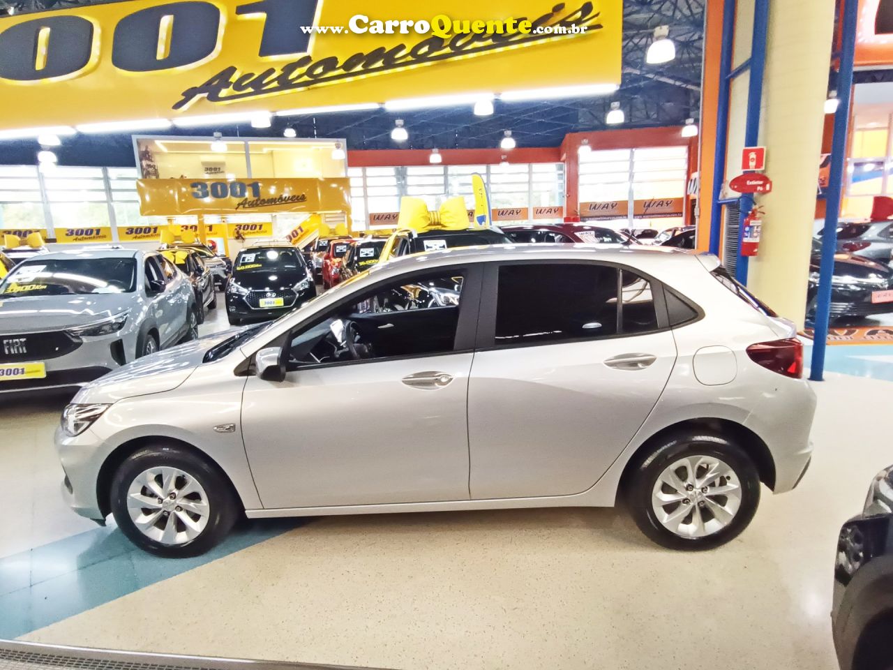 CHEVROLET ONIX 1.0 LT 2023 - Loja
