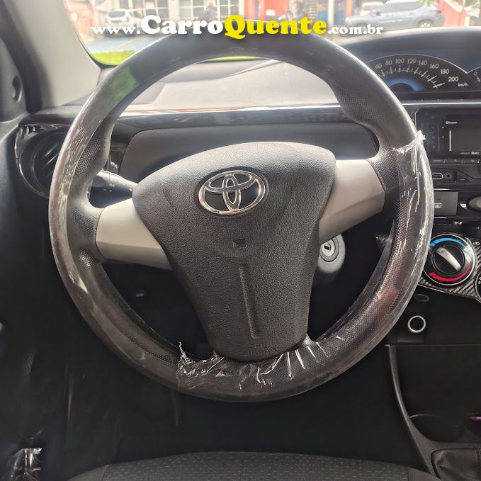 TOYOTA ETIOS 1.3 X 16V 2014 - Loja