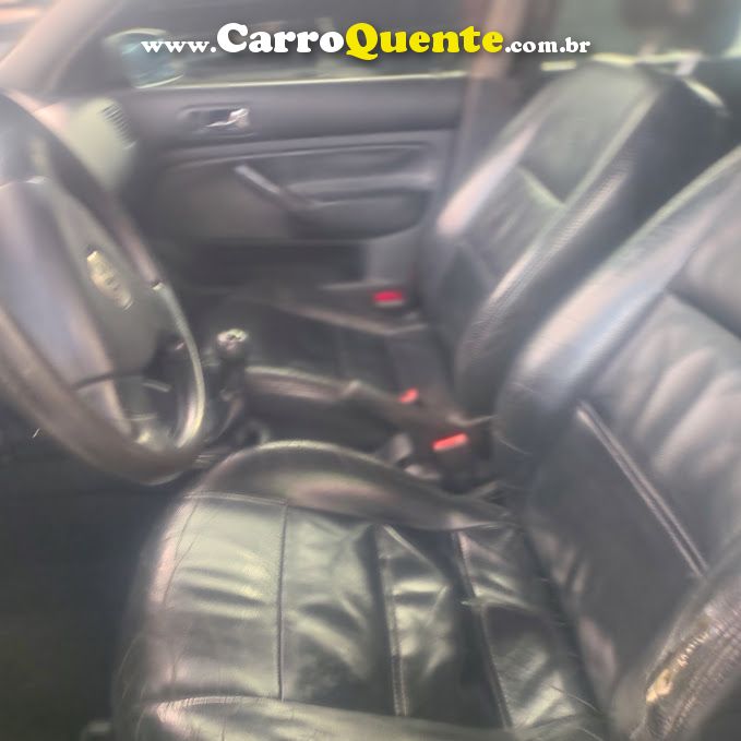 VOLKSWAGEN GOLF 1.6 MI 8V 2008 - Loja