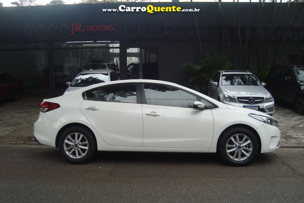 KIA CERATO 1.6 SX 16V 2019 - Loja