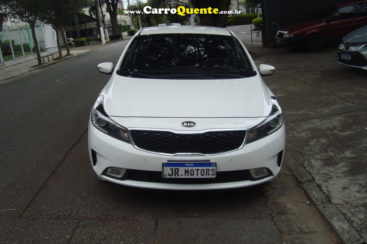 KIA CERATO 1.6 SX 16V 2019 - Loja