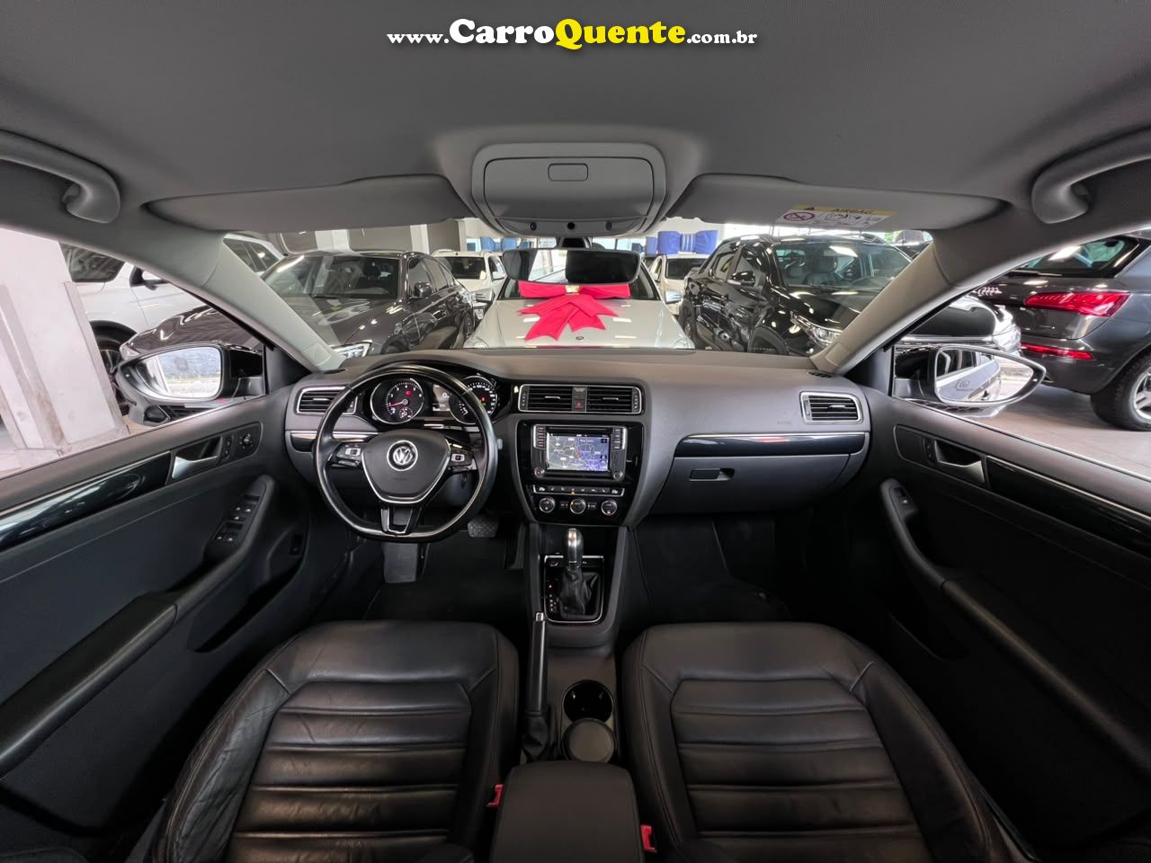 VOLKSWAGEN JETTA 2.0 TSI HIGHLINE 211CV 2017 - Loja