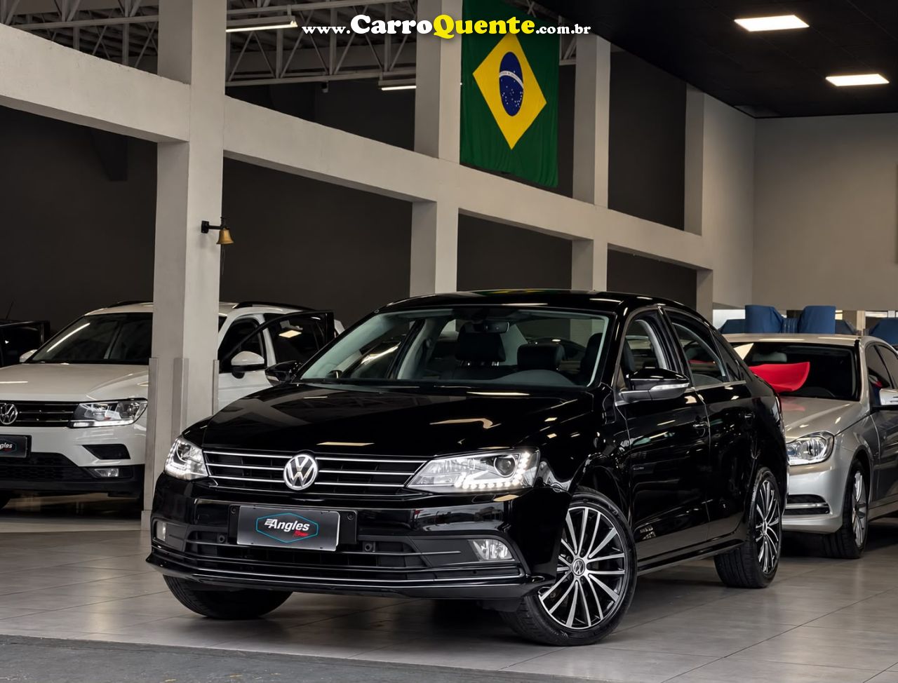VOLKSWAGEN JETTA 2.0 TSI HIGHLINE 211CV 2017 - Loja