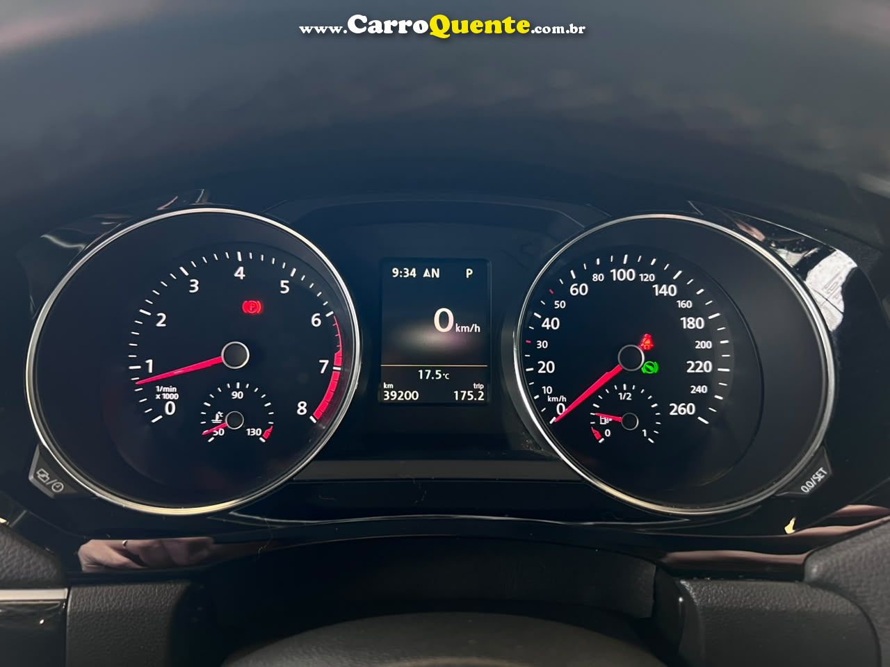 VOLKSWAGEN JETTA 2.0 TSI HIGHLINE 211CV 2017 - Loja