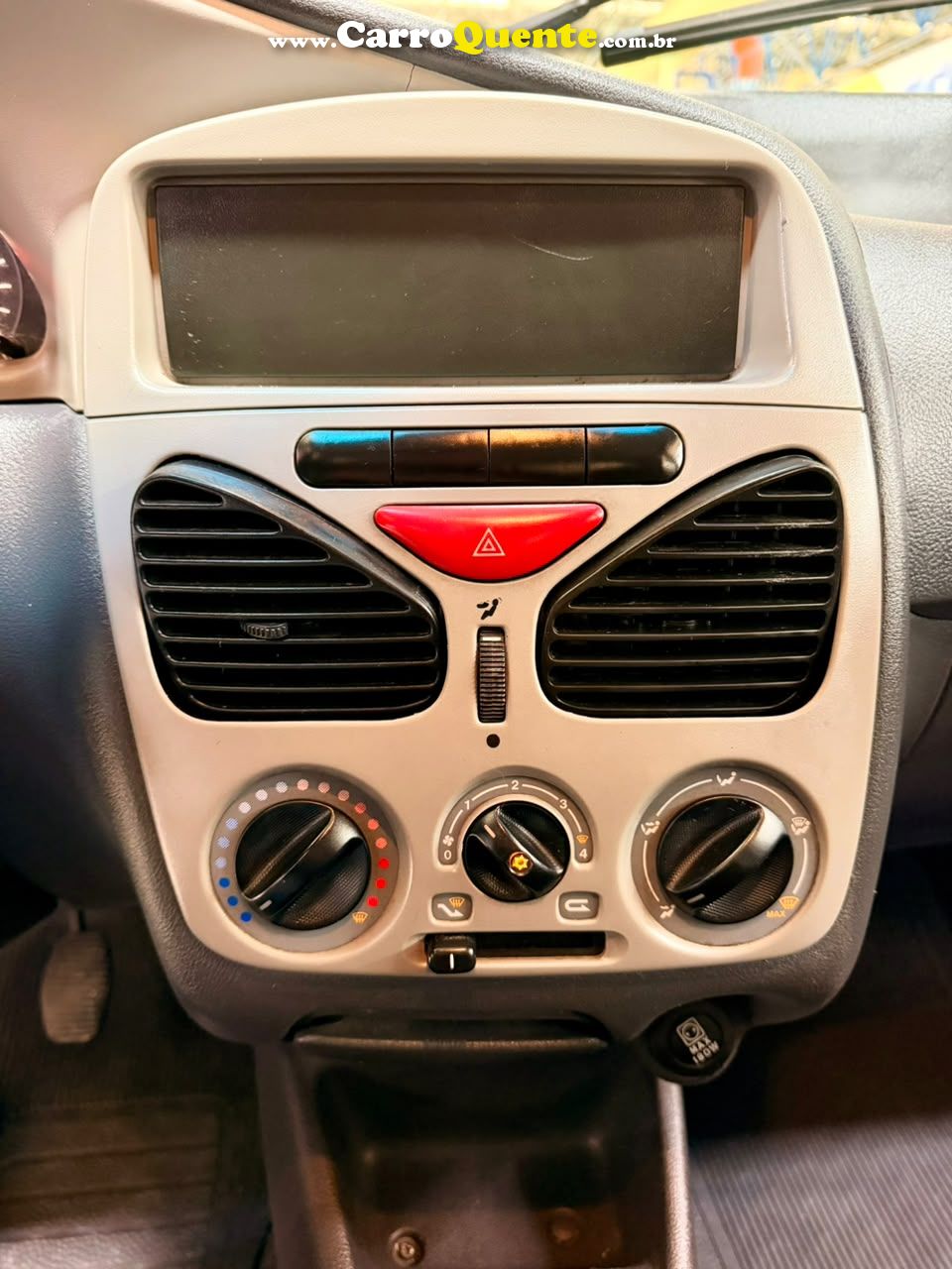 FIAT PALIO 1.0 MPI FIRE ECONOMY 8V 2013 - Loja