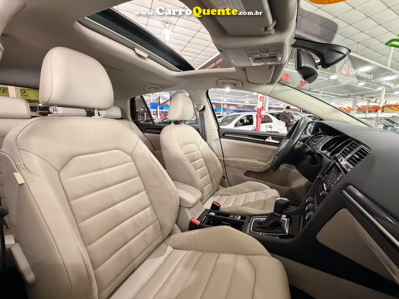 VOLKSWAGEN GOLF 1.4 TSI HIGHLINE 16V 2014 - Loja