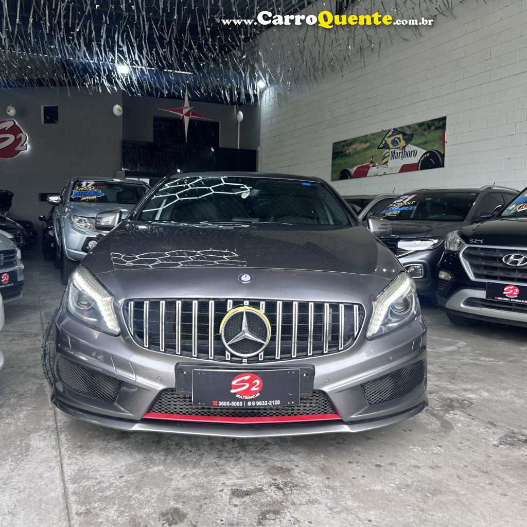MERCEDES-BENZ   A250 TURBO SPORT 2.0   CINZA 2015 2.0 GASOLINA - Loja