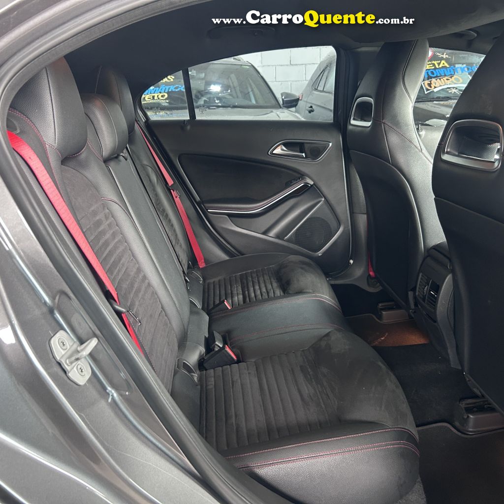 MERCEDES-BENZ   A250 TURBO SPORT 2.0   CINZA 2015 2.0 GASOLINA - Loja