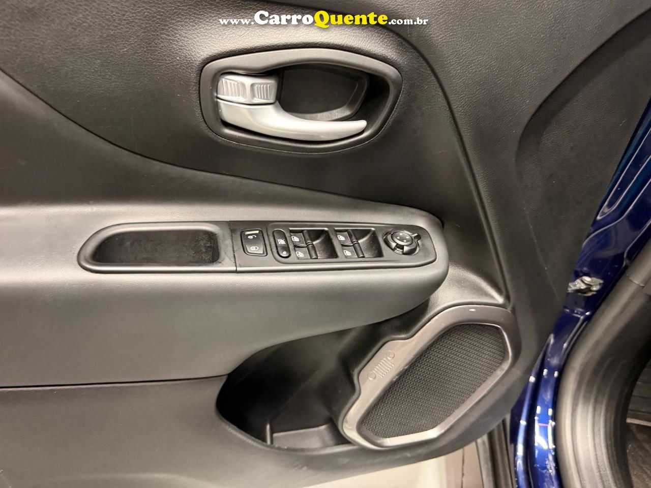 JEEP   RENEGADE LONG. T270 1.3 TB 4X2 FLEX AUT.   AZUL 2023 1.3 FLEX - Loja