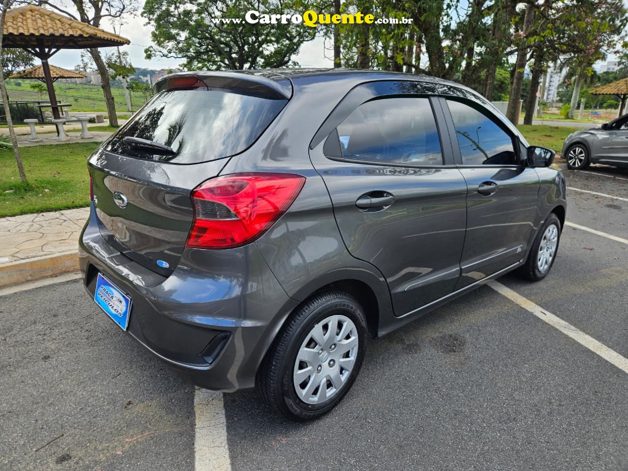 FORD   KA 1.0 SESE PLUS TIVCT FLEX 5P   CINZA 2020 1.0 FLEX - Loja