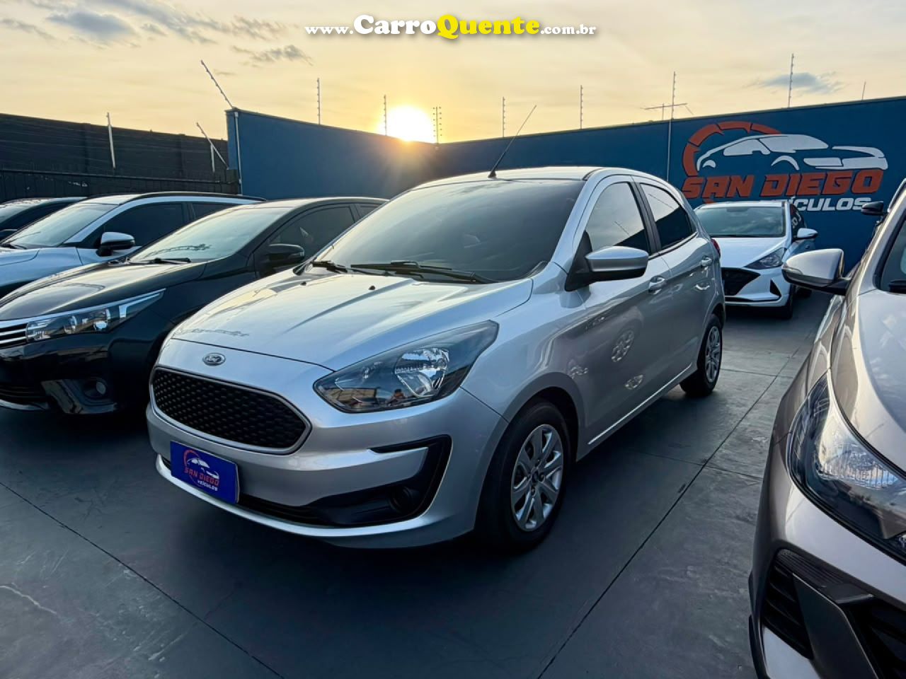FORD   KA 1.0 SESE PLUS TIVCT FLEX 5P   PRATA 2019 1.0 FLEX - Loja
