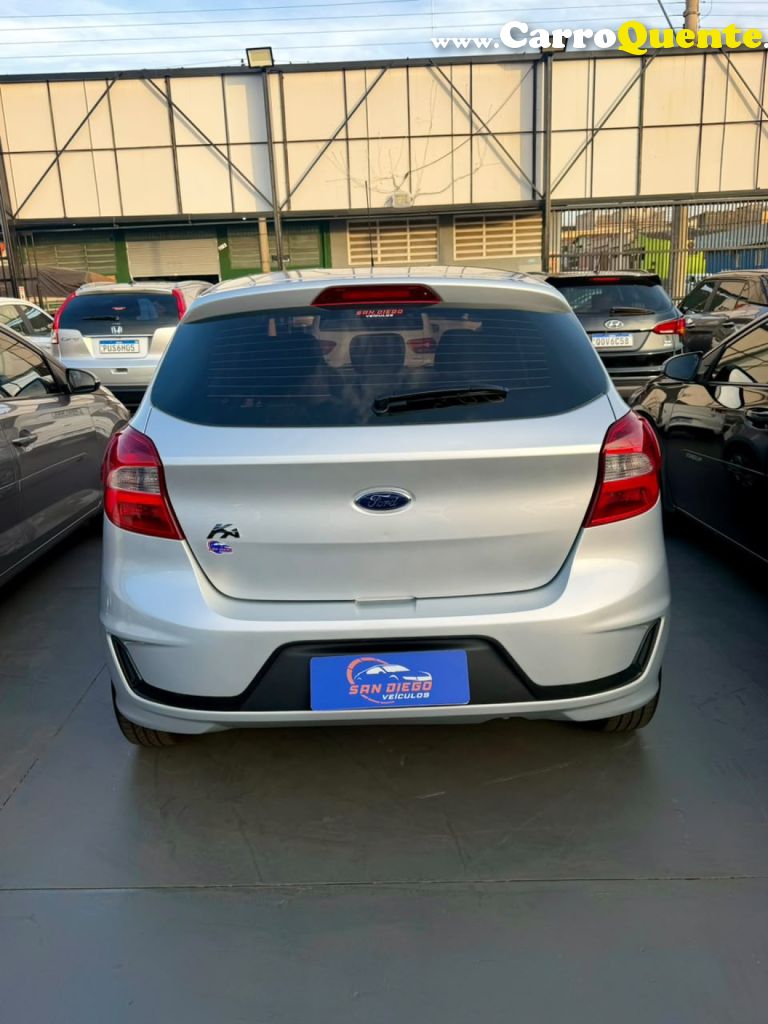 FORD   KA 1.0 SESE PLUS TIVCT FLEX 5P   PRATA 2019 1.0 FLEX - Loja