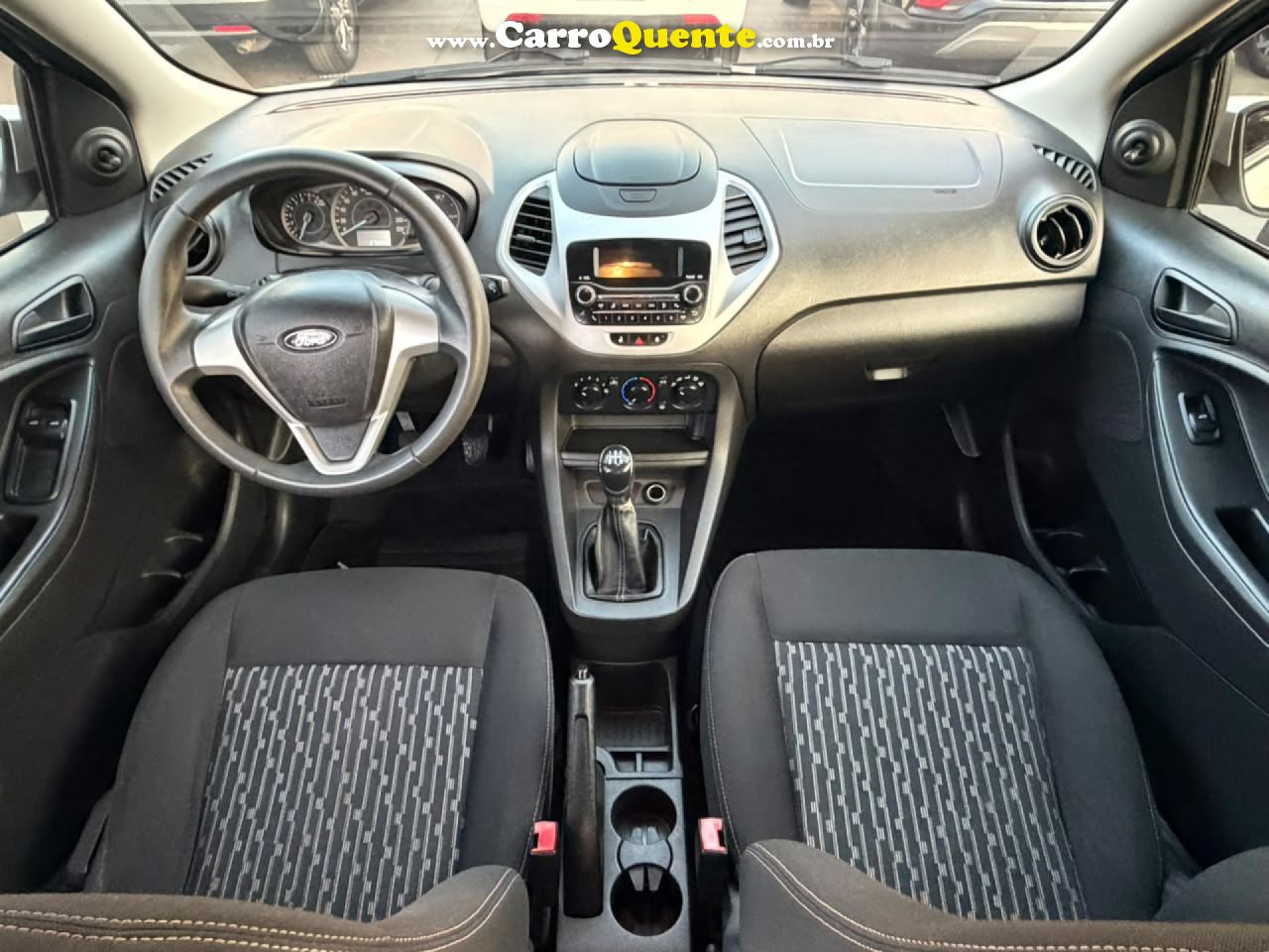 FORD   KA 1.0 SESE PLUS TIVCT FLEX 5P   PRATA 2019 1.0 FLEX - Loja