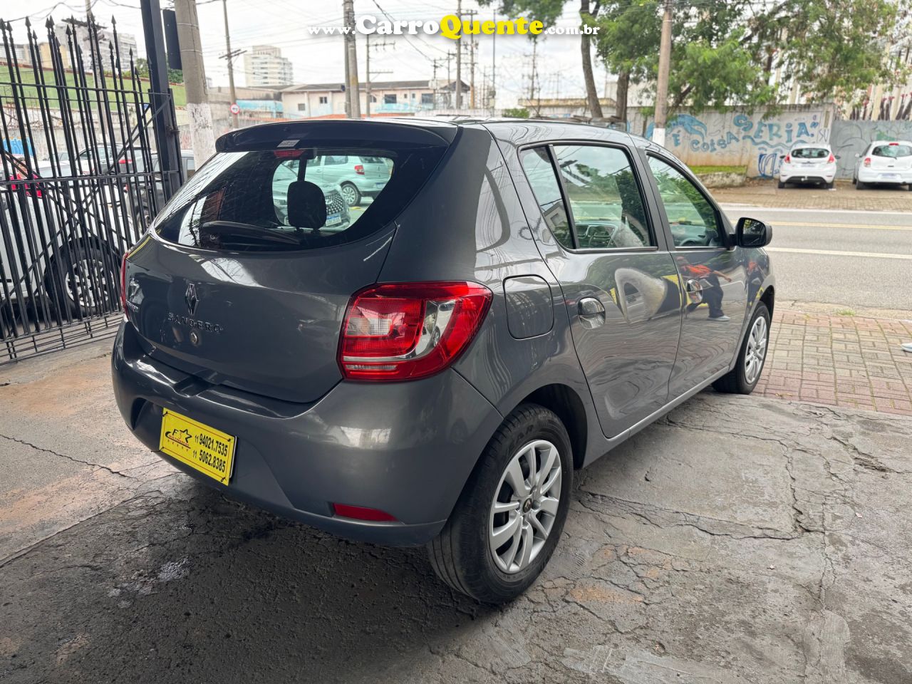 RENAULT   SANDERO EXPRESSION HI-POWER 1.0 16V 5P   CINZA 2015 1.0 FLEX - Loja
