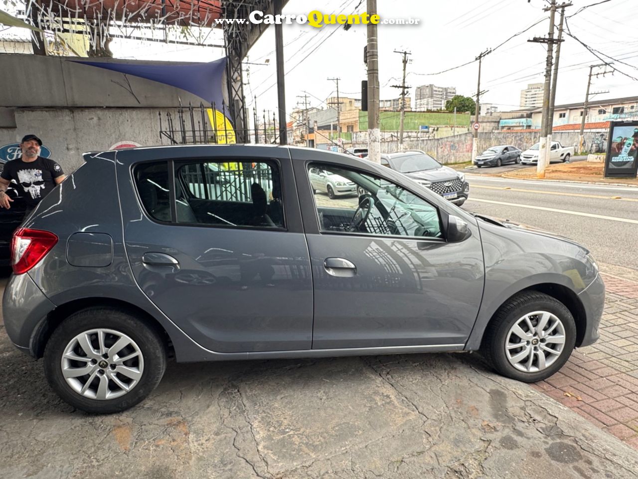 RENAULT   SANDERO EXPRESSION HI-POWER 1.0 16V 5P   CINZA 2015 1.0 FLEX - Loja