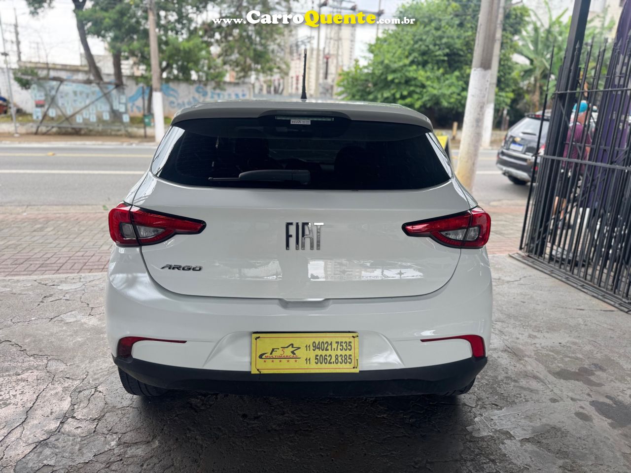 FIAT   ARGO 1.0 6V FLEX.   BRANCO 2023  1.0 FLEX - Loja