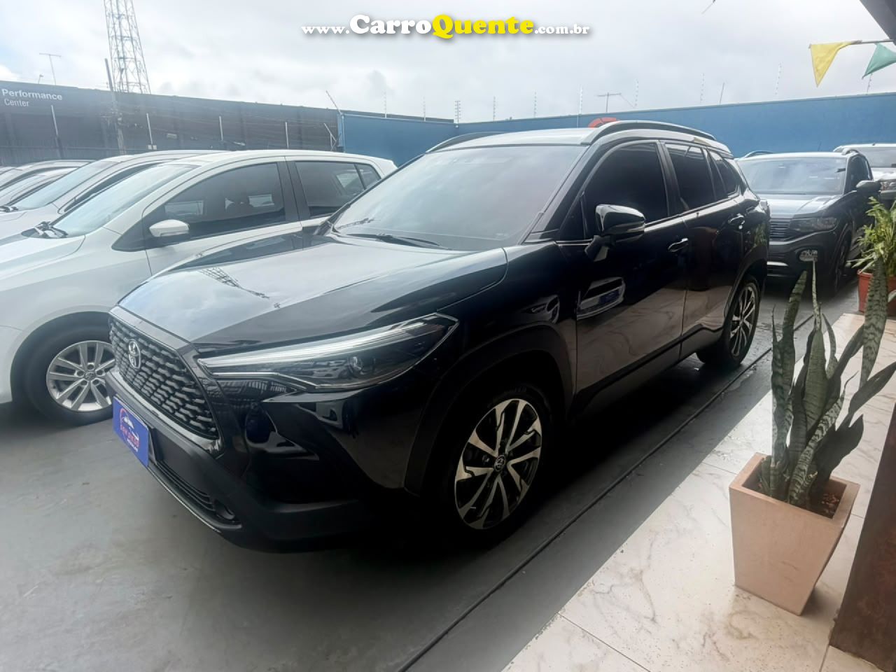 TOYOTA   COROLLA CROSS XRE 2.0 16V FLEX AUT.   PRETO 2022 2.0 FLEX - Loja