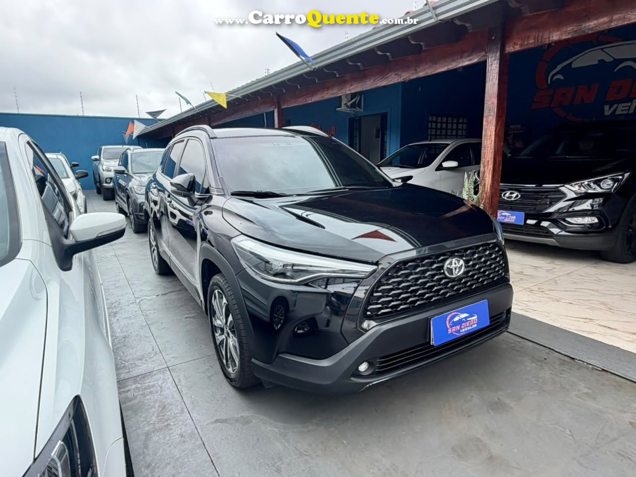 TOYOTA   COROLLA CROSS XRE 2.0 16V FLEX AUT.   PRETO 2022 2.0 FLEX - Loja