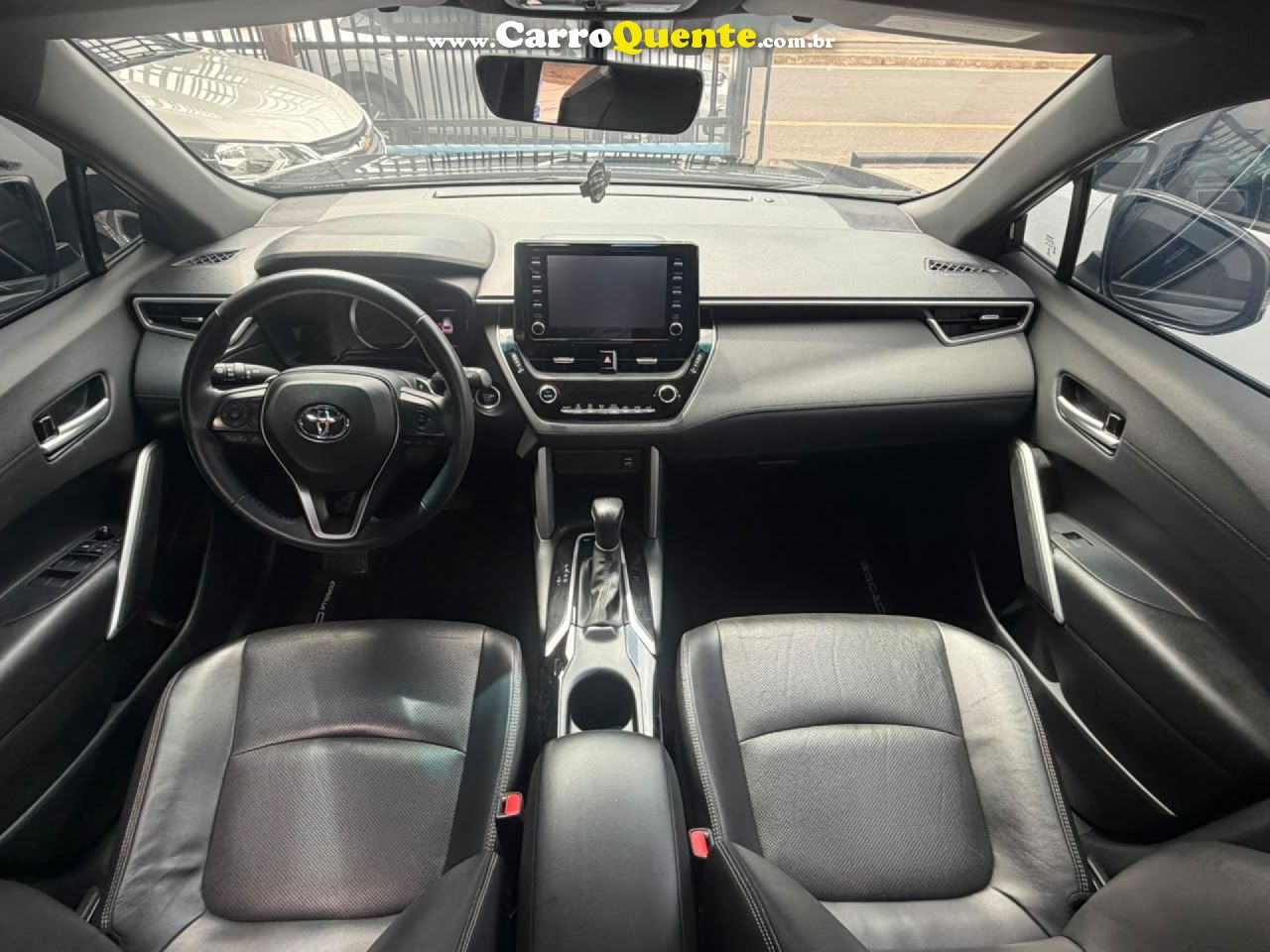 TOYOTA   COROLLA CROSS XRE 2.0 16V FLEX AUT.   PRETO 2022 2.0 FLEX - Loja