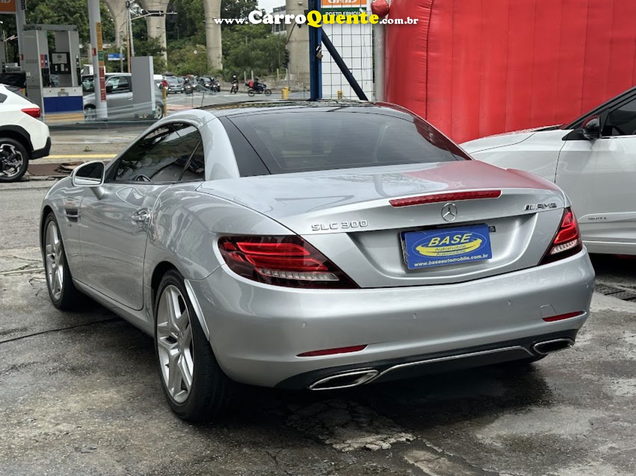 MERCEDES-BENZ   SLC-300 2.0 TURBO 245CV AUT.   PRATA 2017 2.0 T GASOLINA - Loja