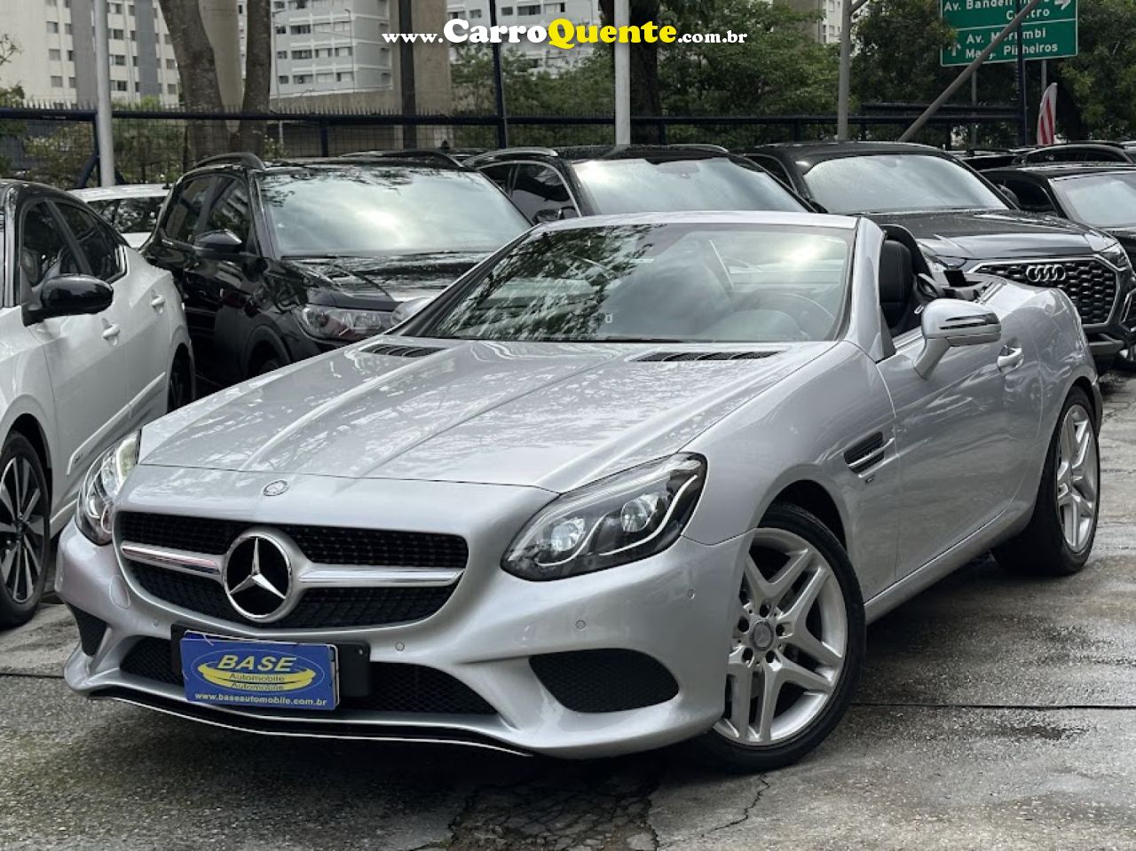 MERCEDES-BENZ   SLC-300 2.0 TURBO 245CV AUT.   PRATA 2017 2.0 T GASOLINA - Loja