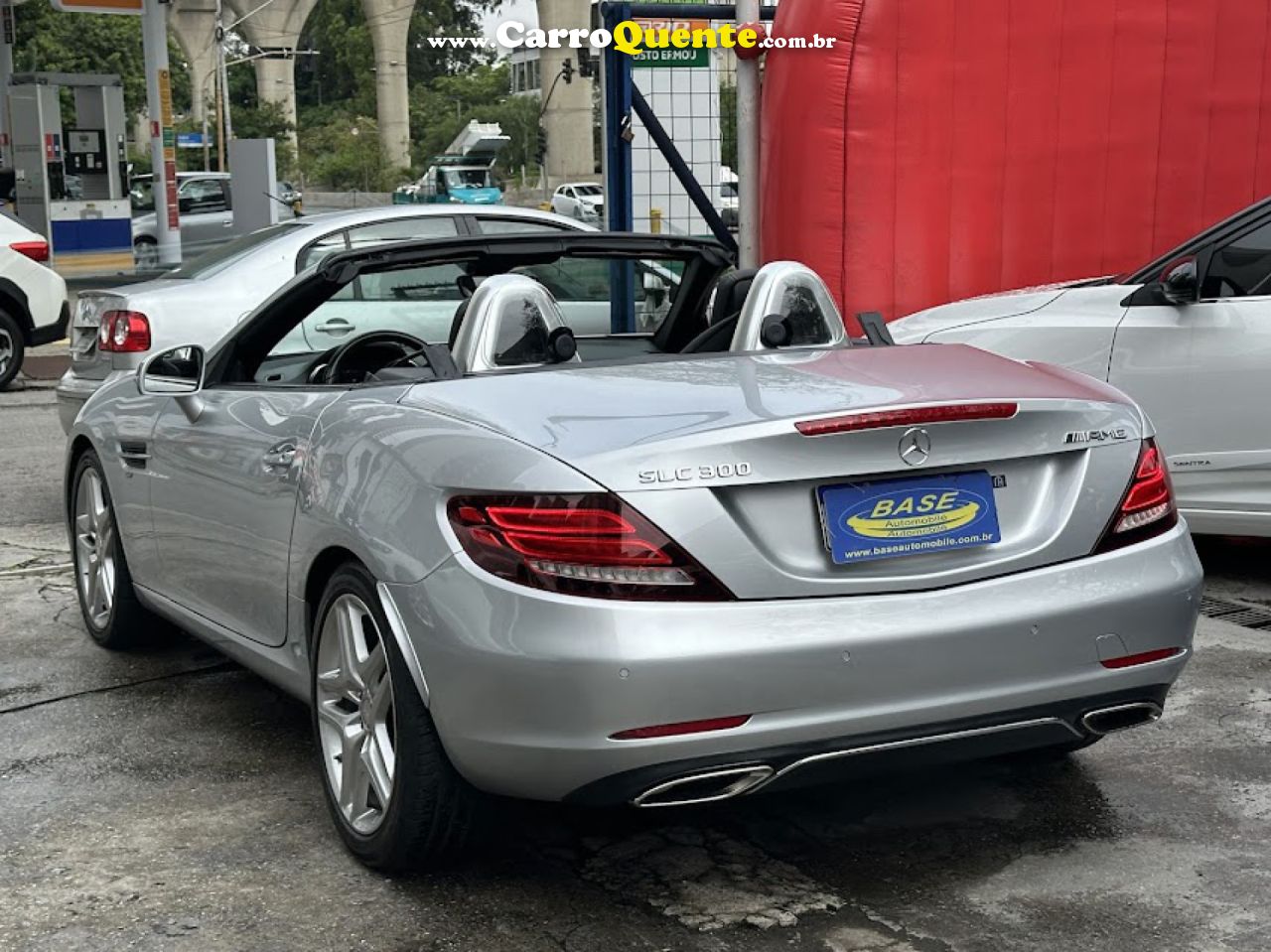 MERCEDES-BENZ   SLC-300 2.0 TURBO 245CV AUT.   PRATA 2017 2.0 T GASOLINA - Loja