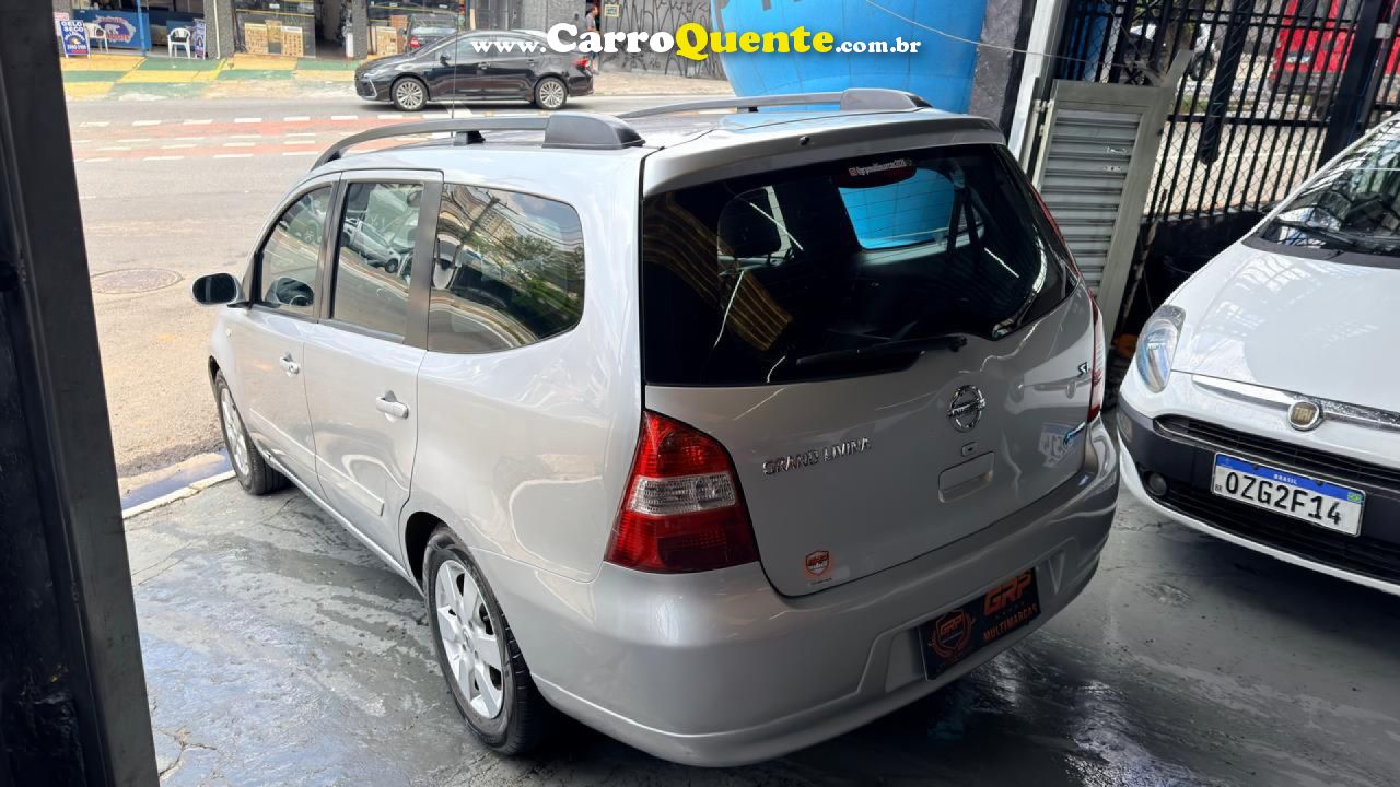 NISSAN   LIVINA GRAND SL 1.8 16V FLEX FUEL AUT.   PRATA 2012 1.8 FLEX - Loja