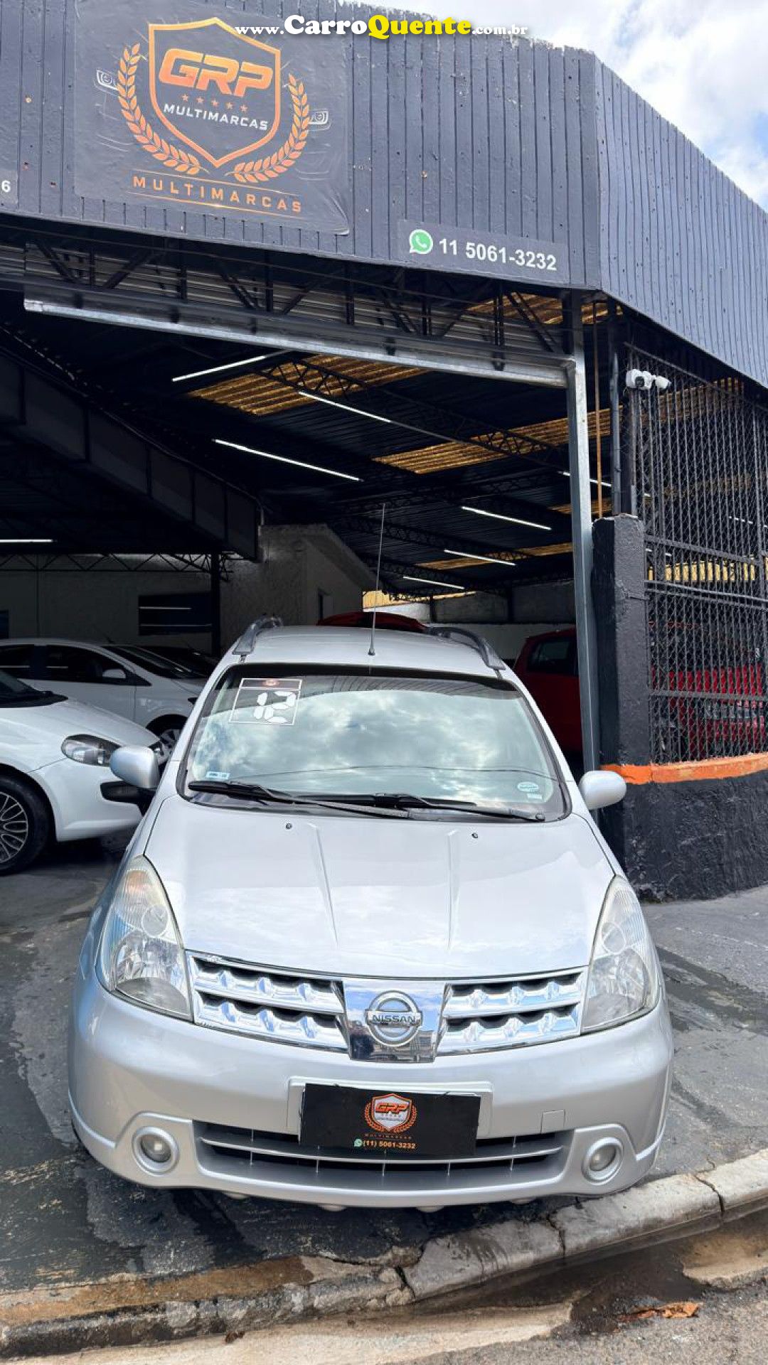 NISSAN   LIVINA GRAND SL 1.8 16V FLEX FUEL AUT.   PRATA 2012 1.8 FLEX - Loja