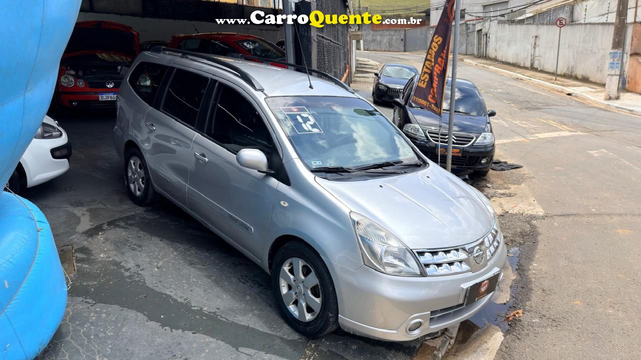 NISSAN   LIVINA GRAND SL 1.8 16V FLEX FUEL AUT.   PRATA 2012 1.8 FLEX - Loja