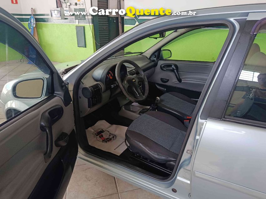 Chevrolet CLASSIC 1.0 MPFI LS 8V FLEX 4P MANUAL - Loja