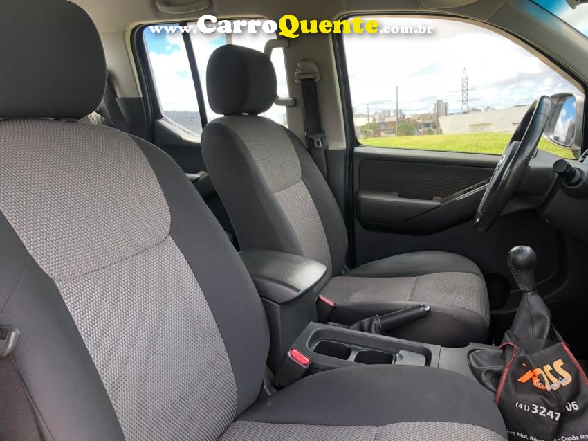 Nissan FRONTIER 2.5 S 4X4 CD TURBO ELETRONIC DIESEL 4P MANUAL - Loja
